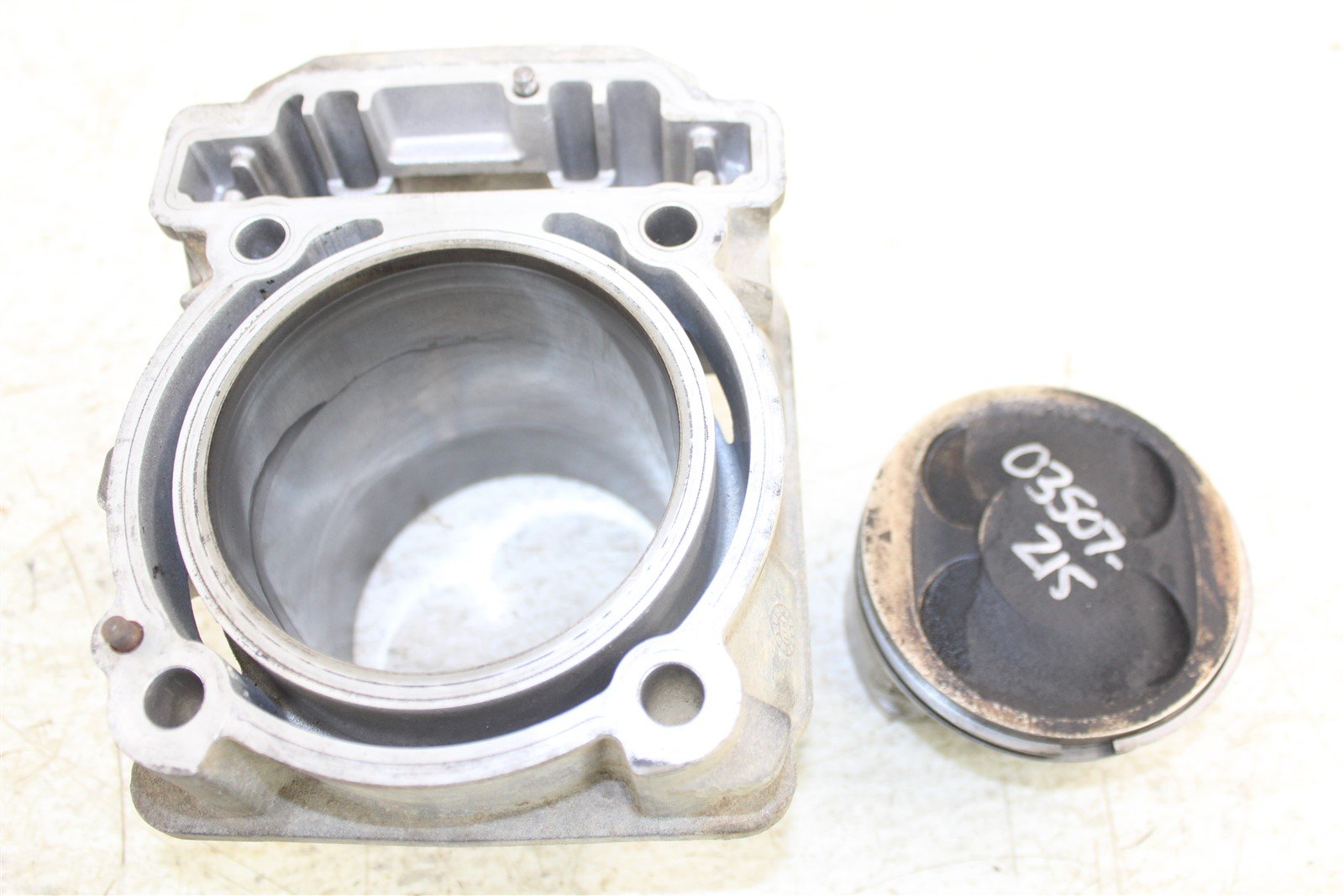2005 Can Am Bombardier Outlander 400 MAX Engine Cylinder Jug Piston