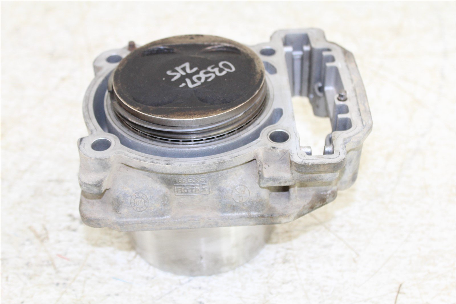 2005 Can Am Bombardier Outlander 400 MAX Engine Cylinder Jug Piston