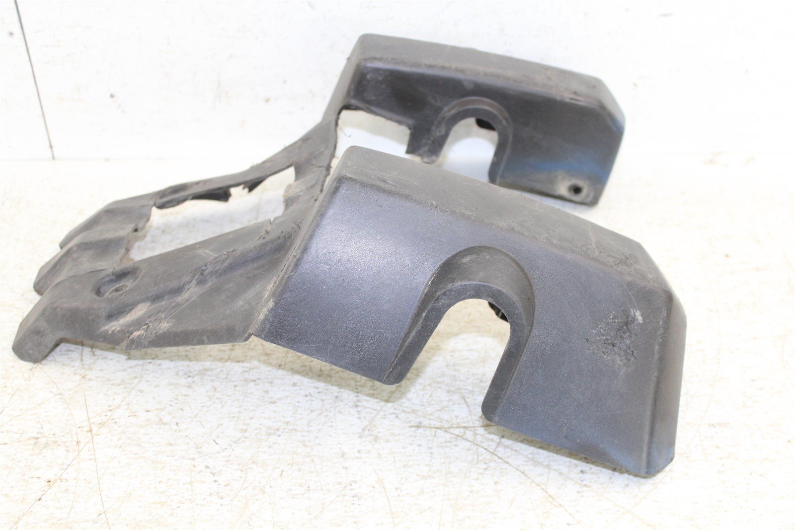 2005 Can Am Bombardier Outlander 400 MAX Front Bumper Plastic Guard
