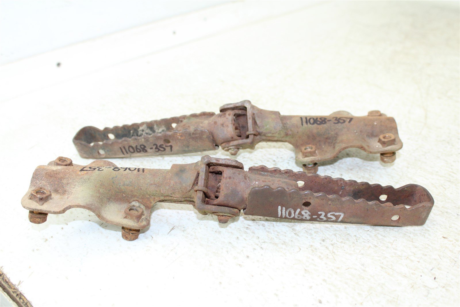 1984 Honda ATC 200S Foot Pegs Rests Set Left Right