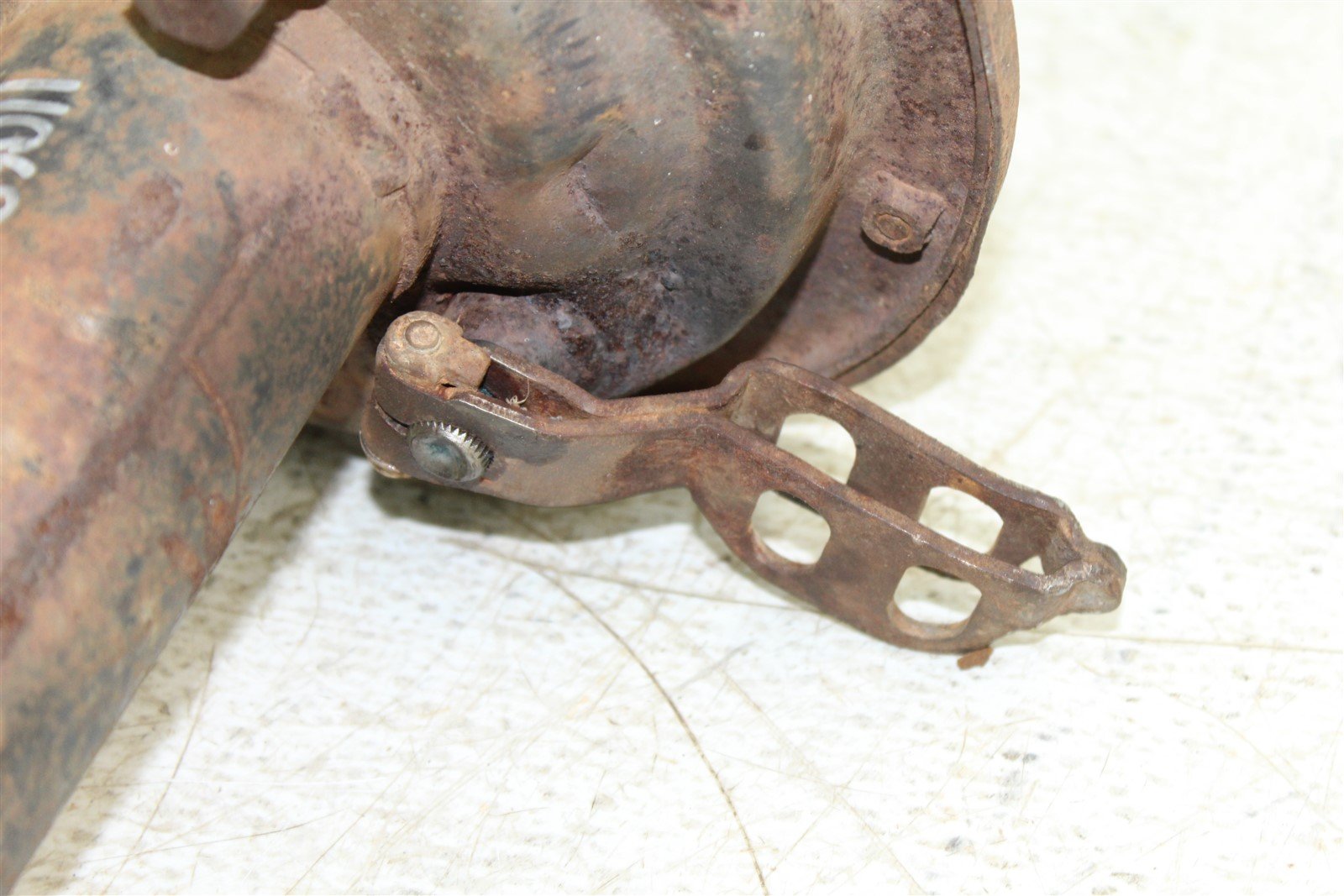 1984 Honda ATC 200S Rear Axle Carrier Housing Bearing Drum Cover