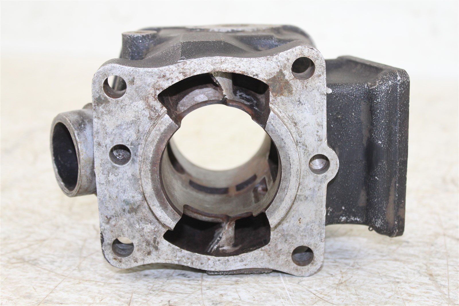 1981 Yamaha YZ 125 Engine Cylinder Jug w/ Piston