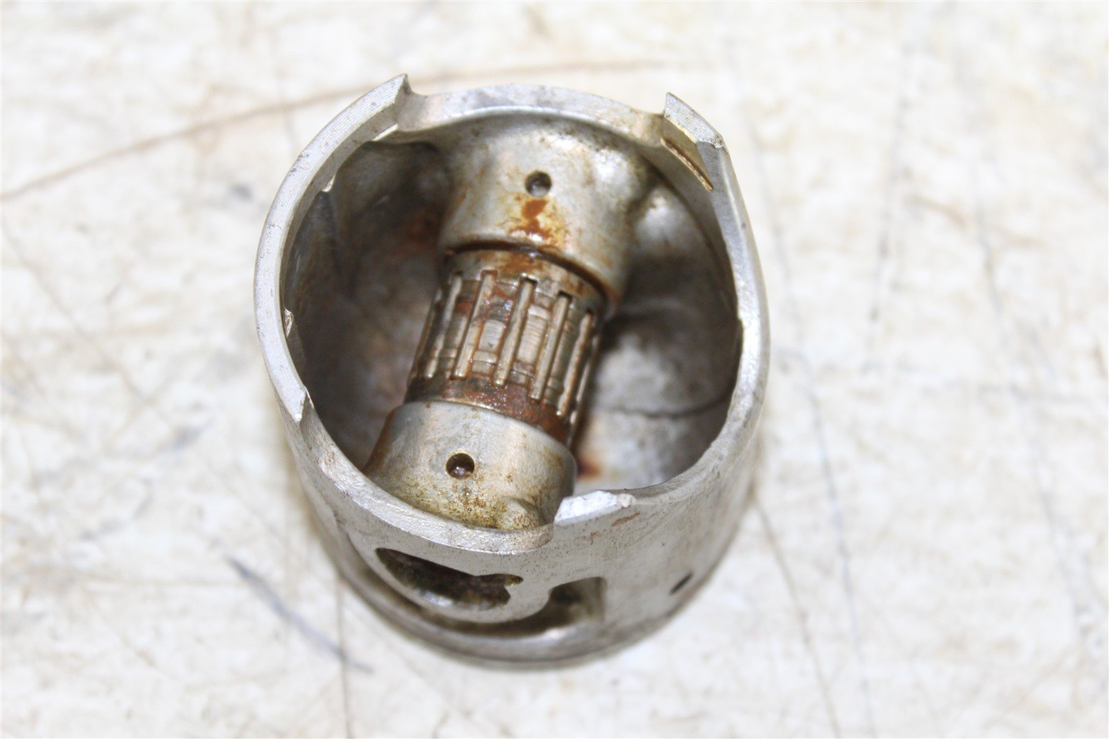 1981 Yamaha YZ 125 Engine Cylinder Jug w/ Piston