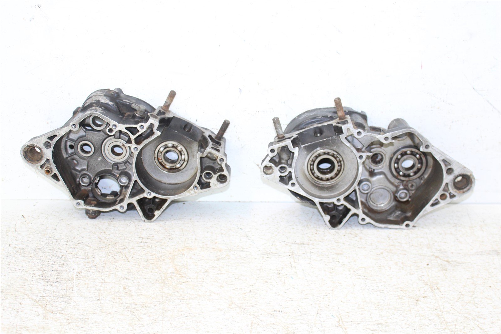 1981 Yamaha YZ 125 Engine Cases Crankcase Motor Left Right