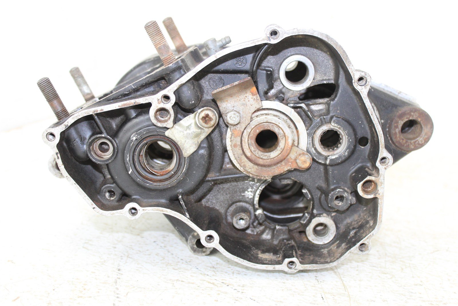 1981 Yamaha YZ 125 Engine Cases Crankcase Motor Left Right