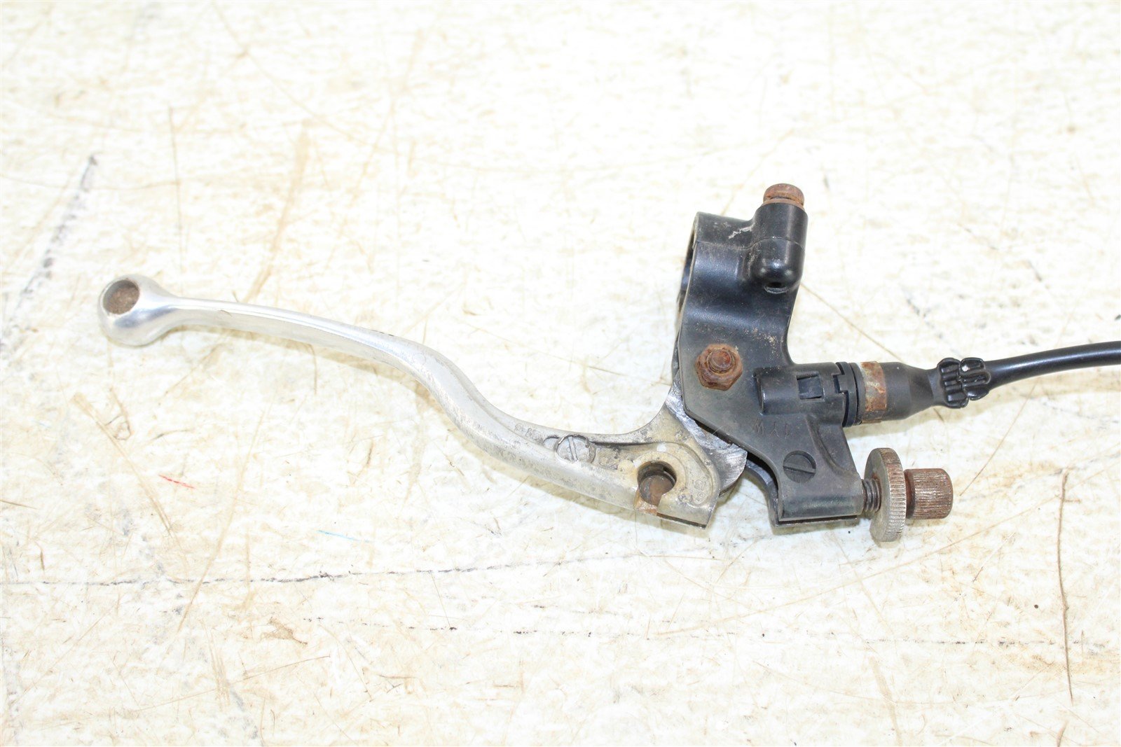 2002 Yamaha Grizzly 660 4x4 Front Left Brake Lever Perch