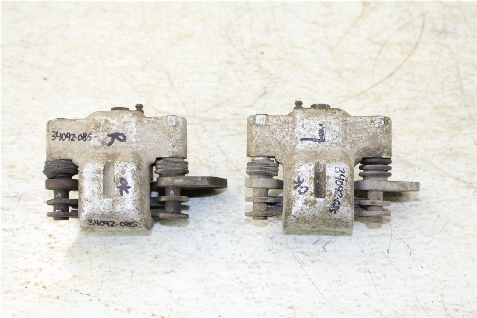 2005 Polaris Scrambler 500 Front Brake Calipers Left Right