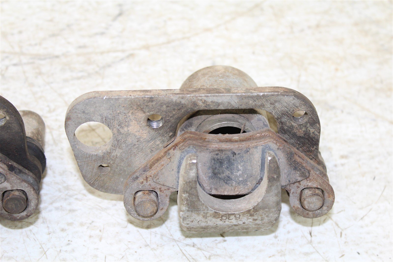 2005 Polaris Scrambler 500 Front Brake Calipers Left Right