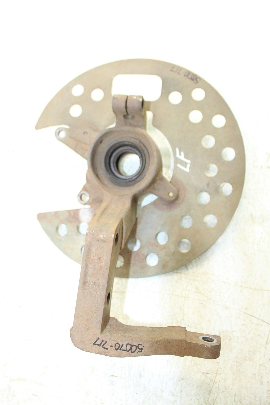 1998 Yamaha Grizzly 600 Front Left Spindle Knuckle