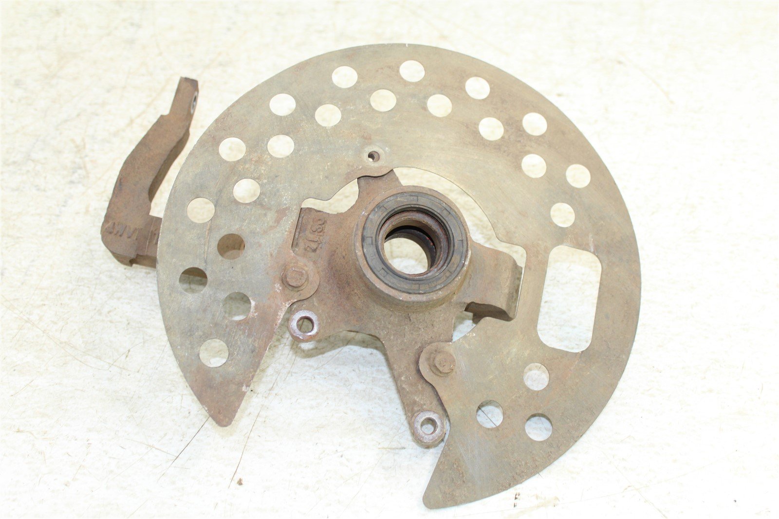 1998 Yamaha Grizzly 600 Front Left Spindle Knuckle