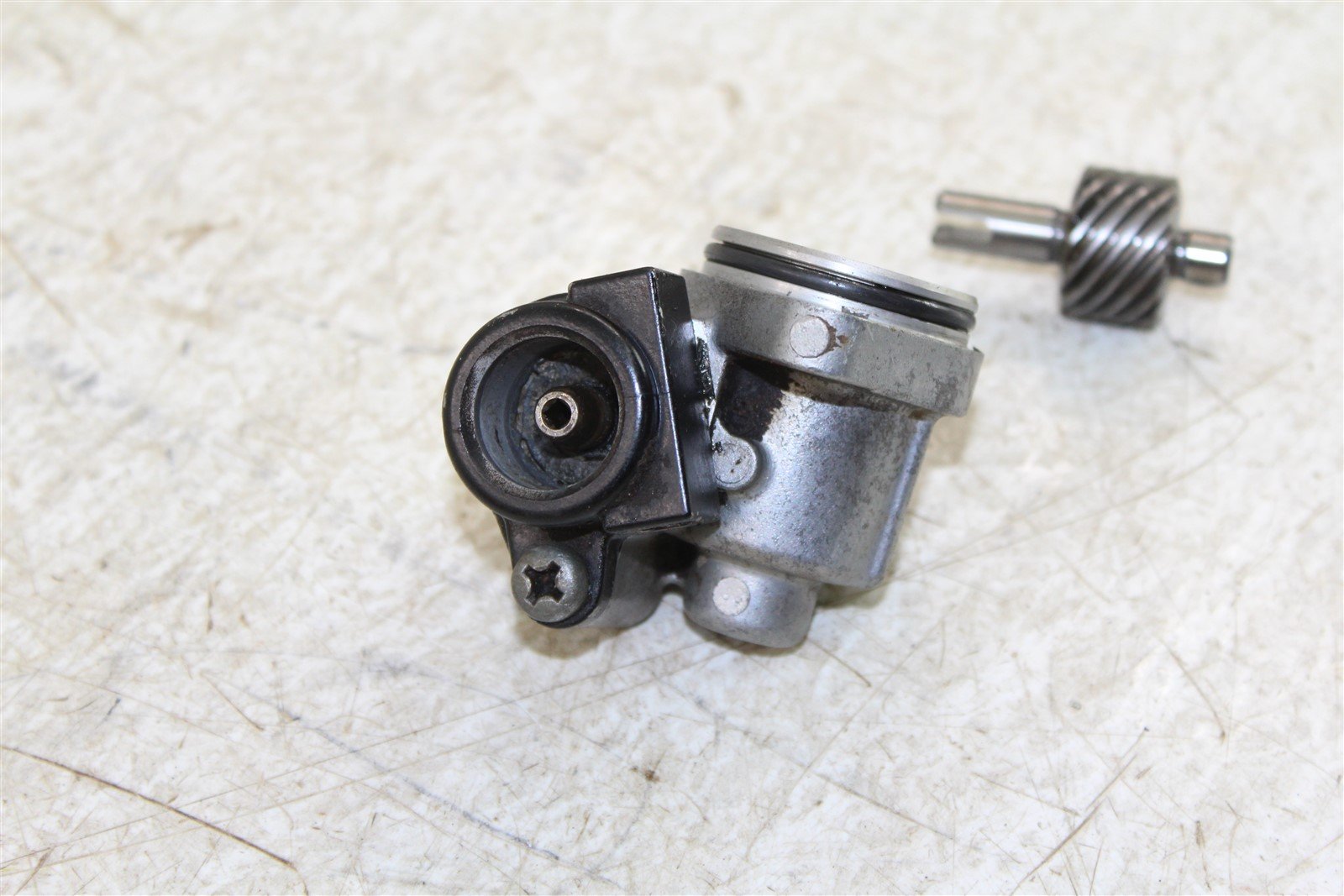 1998 Yamaha Grizzly 600 Tachometer Drive Gear Wheel Speed Sensor