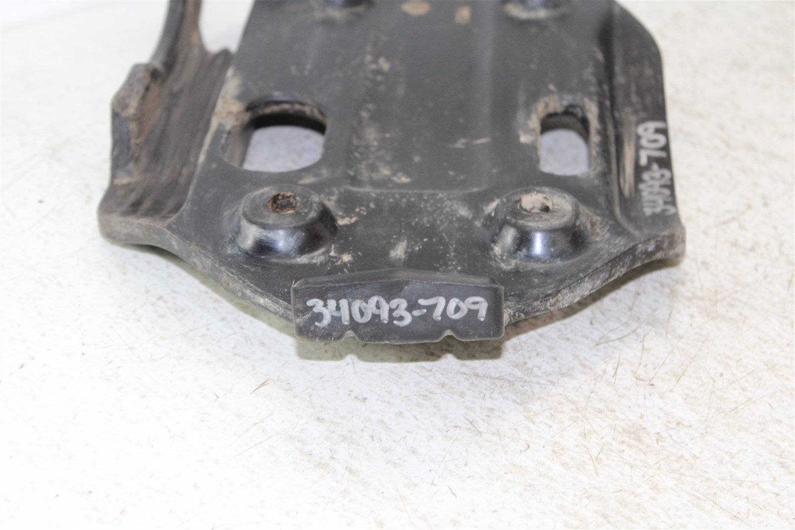2008 Polaris Outlaw 525 IRS Swing Arm Skid Plate Splash Guard