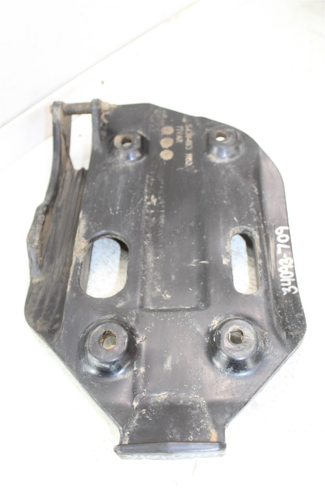 2008 Polaris Outlaw 525 IRS Swing Arm Skid Plate Splash Guard