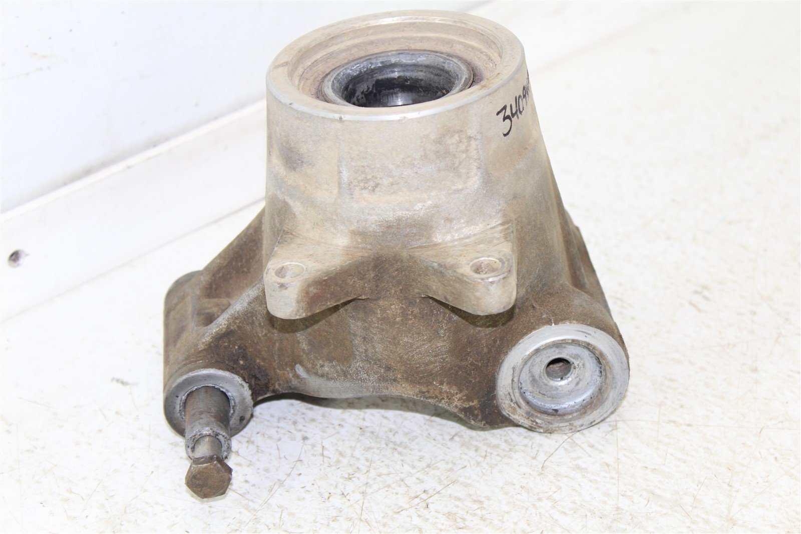 2010 Polaris Sportsman 500 4x4 Knuckle Control Arm Mount Left Right