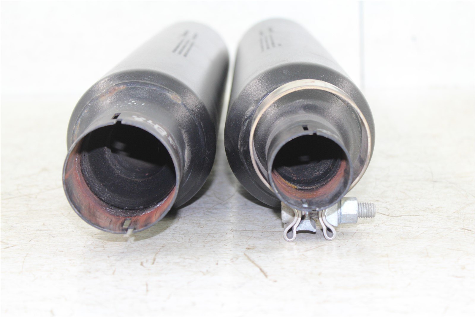 17-23 Harley Road Glide M8 Exhaust Silencer Mufflers Street Electra Glide King