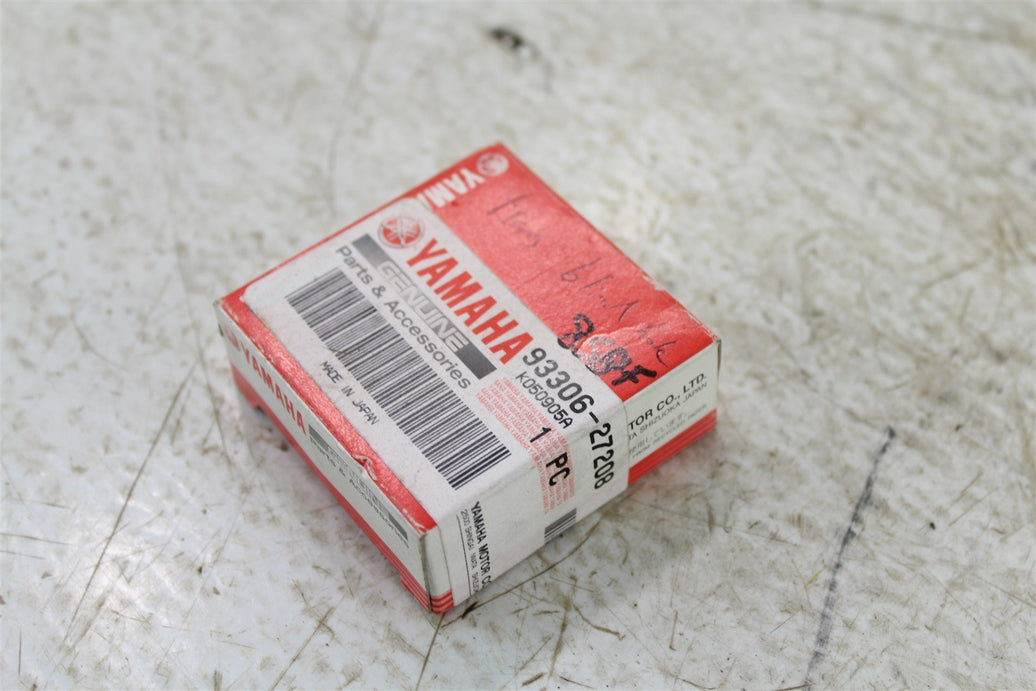 NOS Genuine Yamaha Bearing 2001-2004 WR 250F YZ 250F 1998-2001 YZF-R1 93306-27208