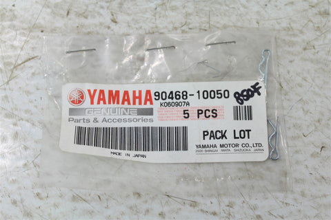 NOS GENUINE Yamaha Clip AS2C DT50 AT1M AT2 CS3C DT1 90468-10050 NEW OEM QTY:2