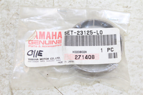 NOS Genuine Yamaha Fork Metal Slide YZ 125 250F 426 WR 250F 450F 5ET-23125-L0-00