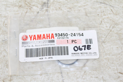 NOS Genuine Yamaha Circlip Clip 93450-24154 NEW OEM Grizzly Raptor Rhino Viking