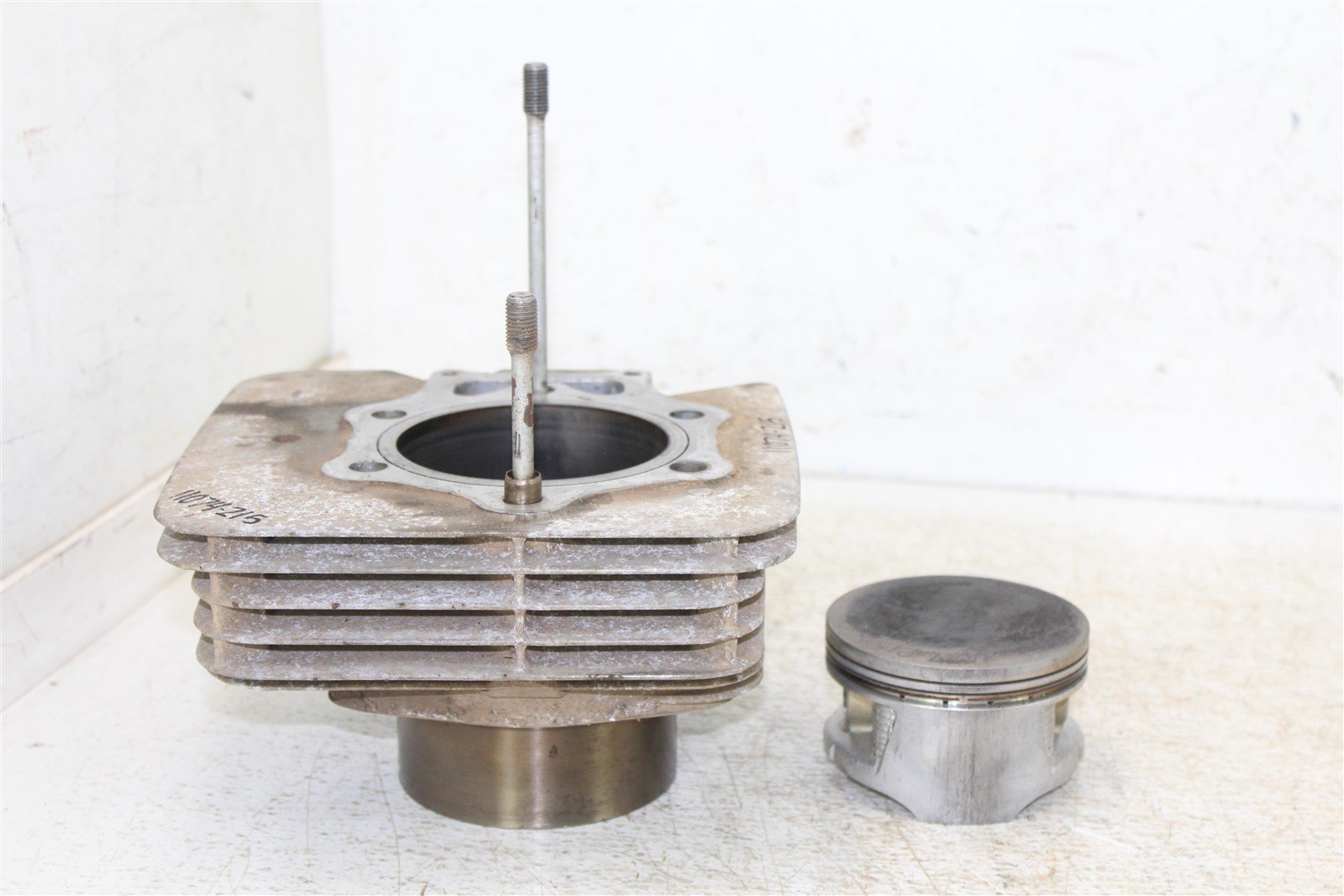 1999 Honda Foreman TRX 450S Engine Cylinder Jug w/ Piston