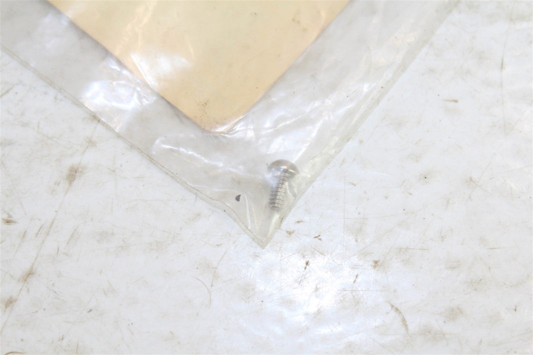 NOS Genuine Yamaha Knob Screw Waverunner NEW OEM GA9U724D0000