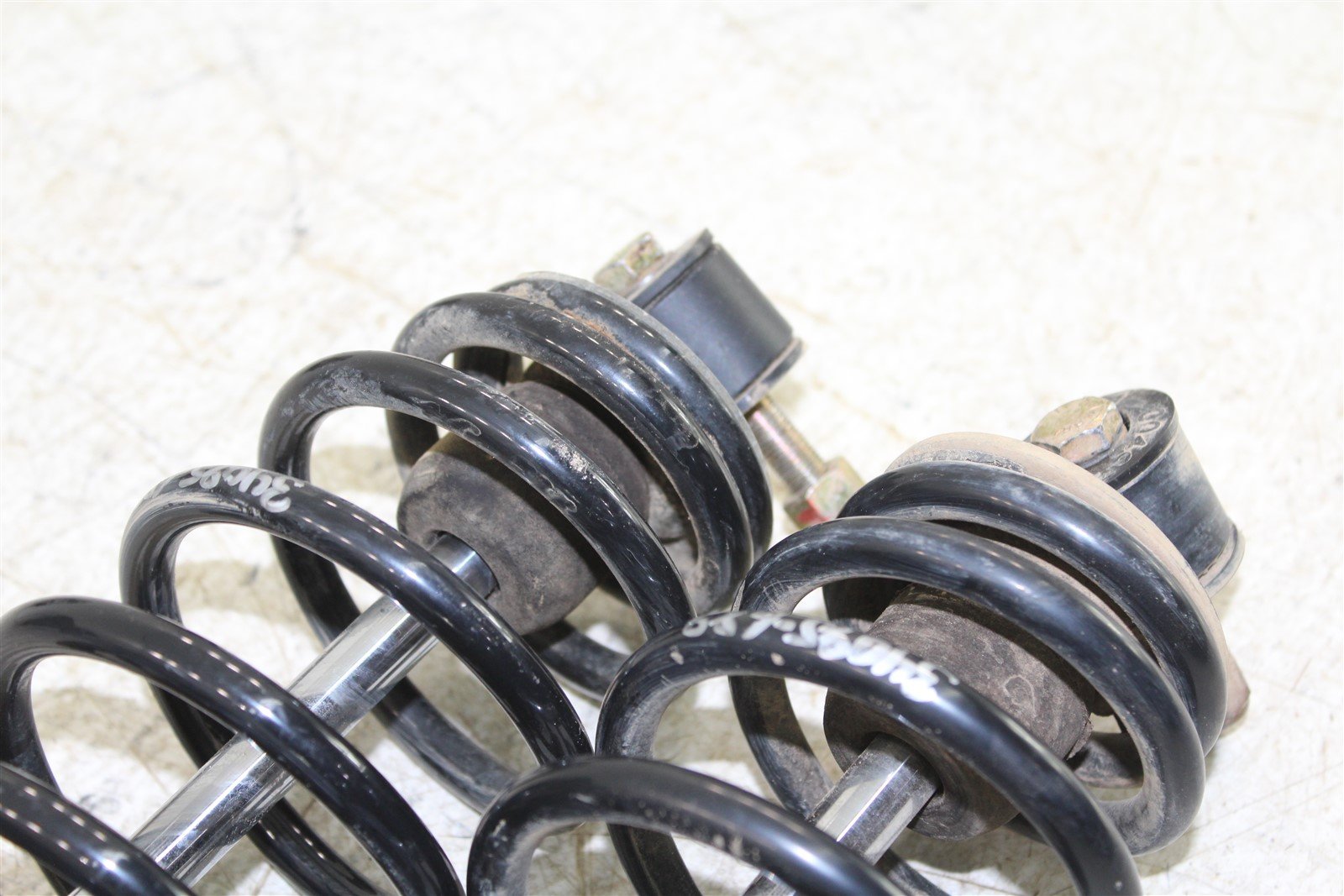 2019 Polaris Sportsman 570 X2 Rear Shocks Spring Absorber Set