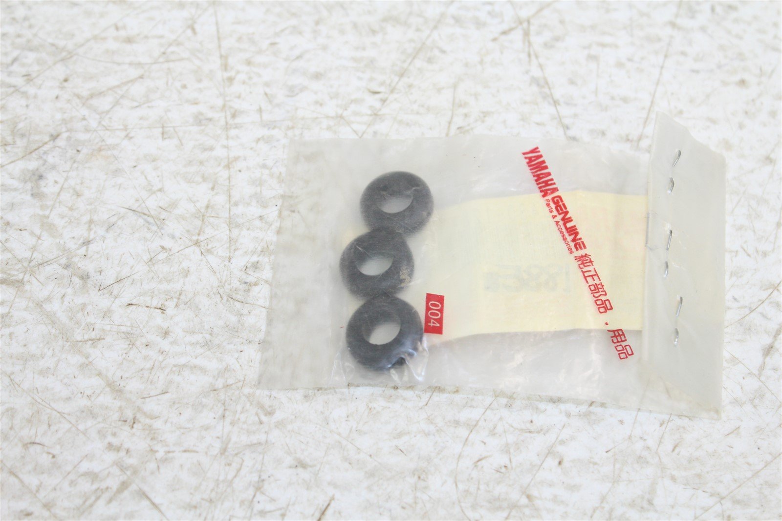 NOS Genuine Yamaha Exhaust Grommet YW50 XC50 90480-12843 Qty. 3