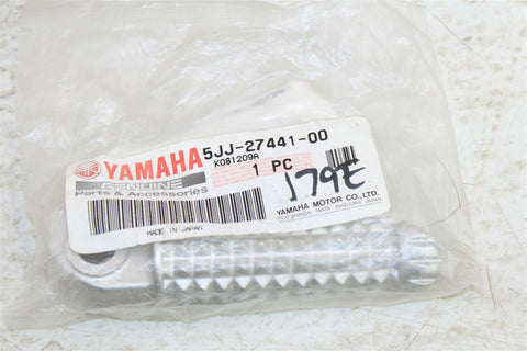 NOS Genuine Yamaha Rear Foot Peg Footrest YZF R1 R6 NEW OEM 5JJ-27441-10-00