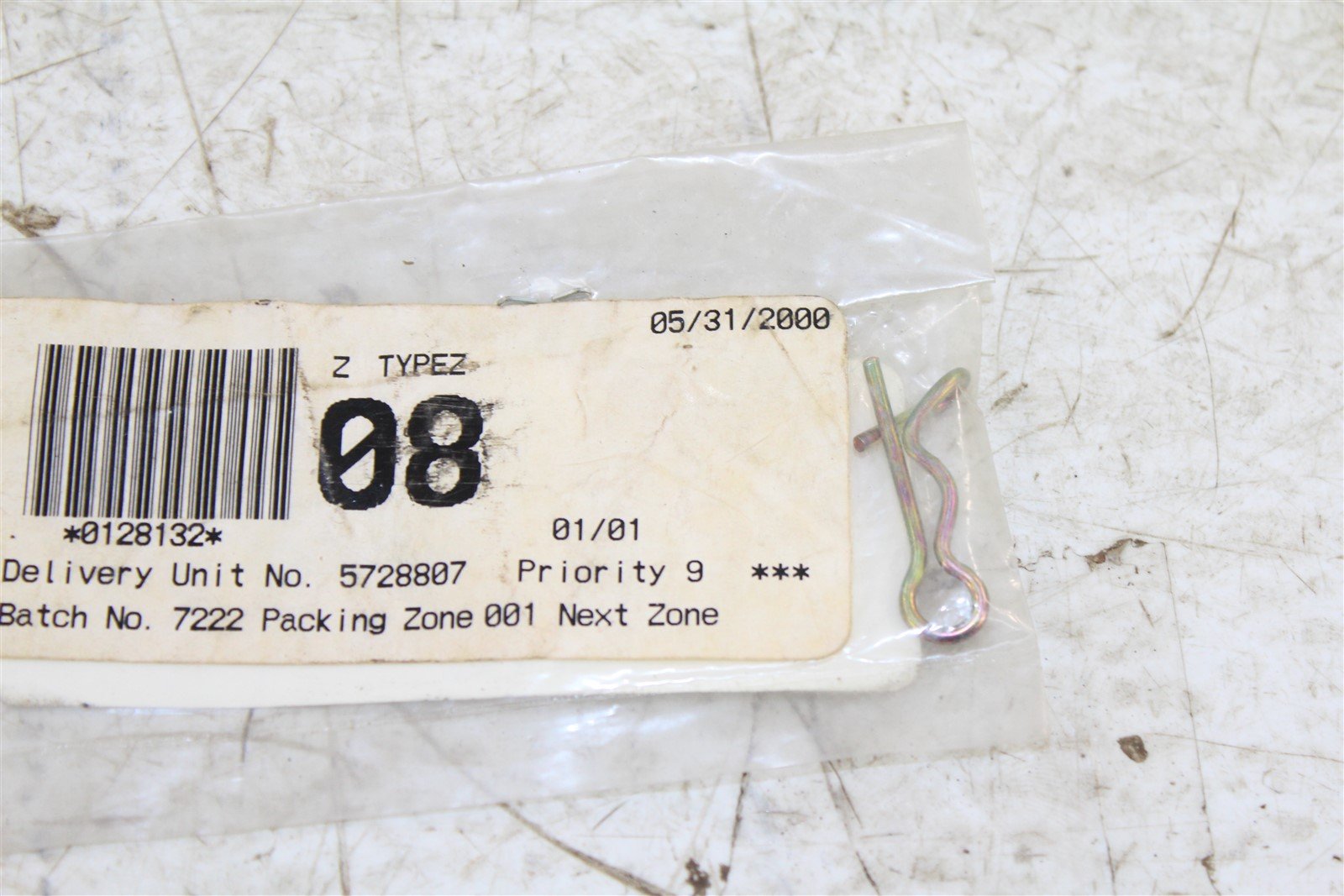 NOS Genuine Yamaha Rear Box Base Clip Viking Wolverine NEW OEM 90468-16191-00
